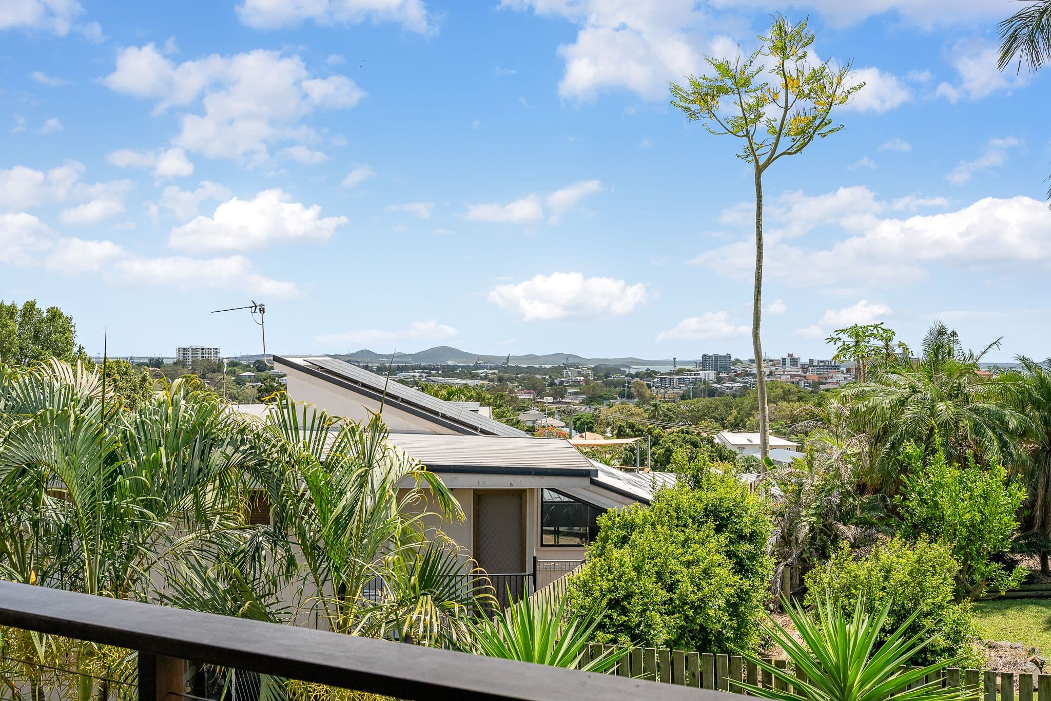 2 Hill Crescent , West Gladstone QLD 4680, West Gladstone - Thumbnail 6