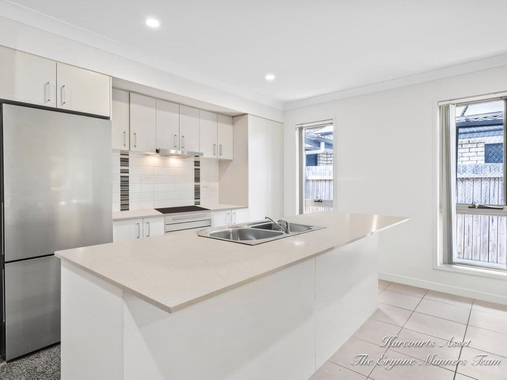 64 River Run Circuit, ORMEAU HILLS, QLD 4208, Ormeau Hills - Thumbnail 7