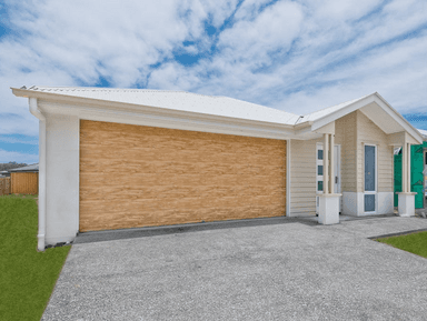 60 Bloomfield Esplanade, SOUTH MACLEAN, QLD 4280, South Maclean - Image 1
