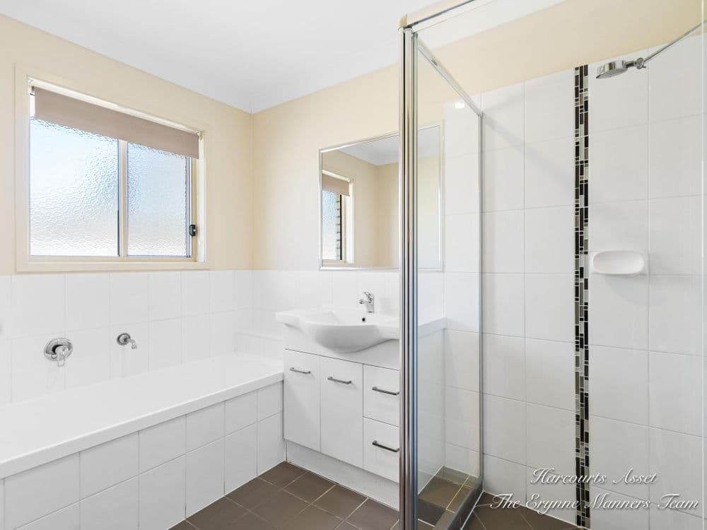 20 Pepper Tree Drive, HOLMVIEW, QLD 4207, Holmview - Thumbnail 5