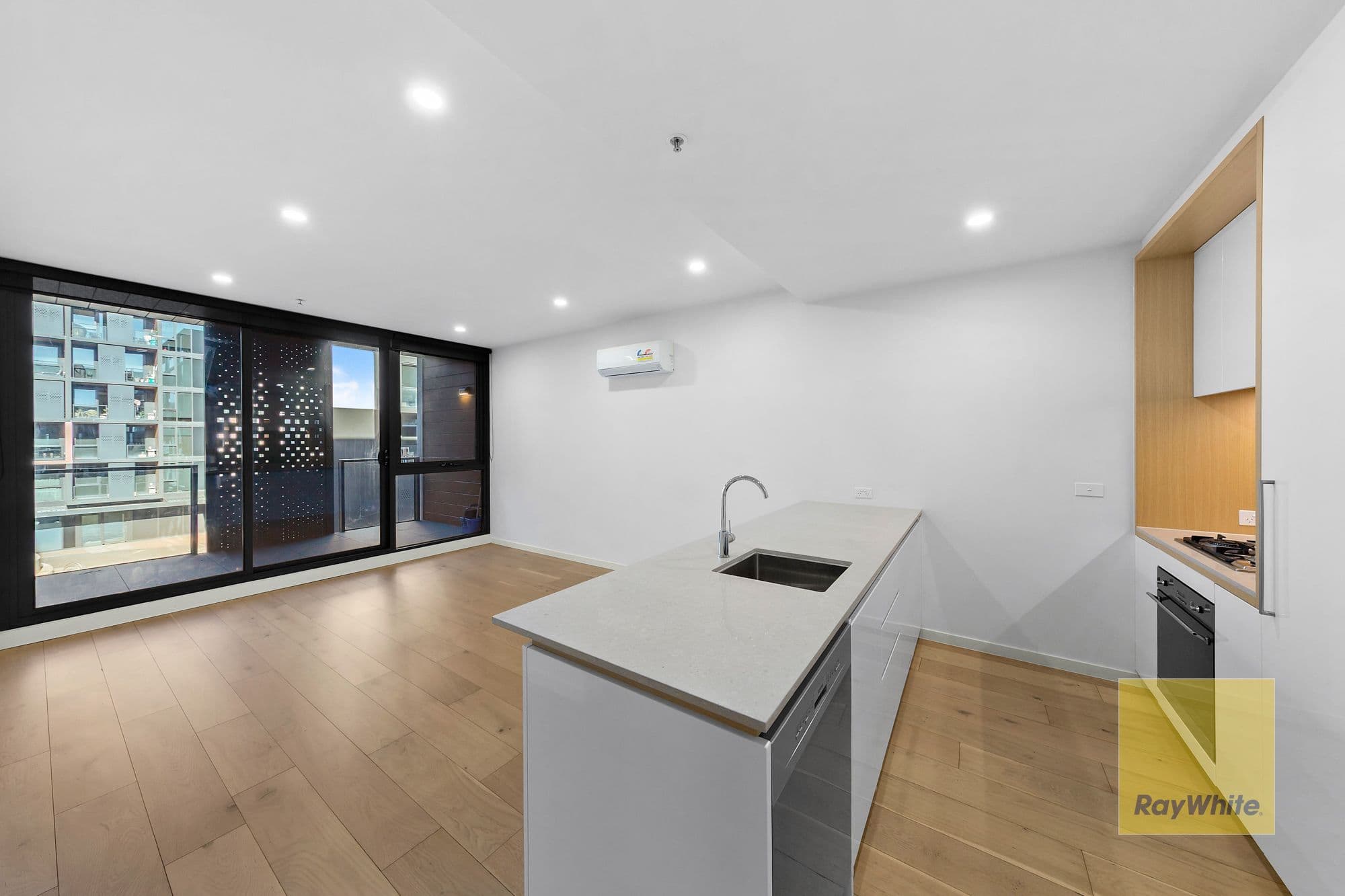 93 Furlong Road , Cairnlea VIC 3023, Cairnlea - Thumbnail 3