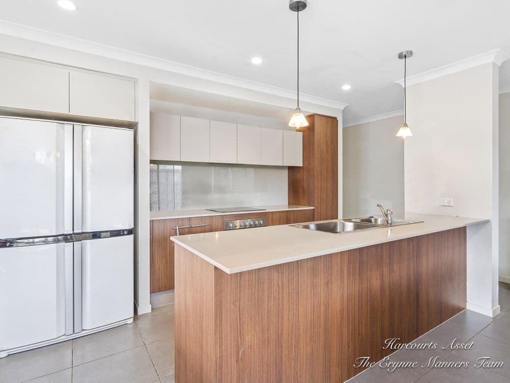 9 Turner Crescent, ORMEAU HILLS, QLD 4208, Ormeau Hills - Thumbnail 6