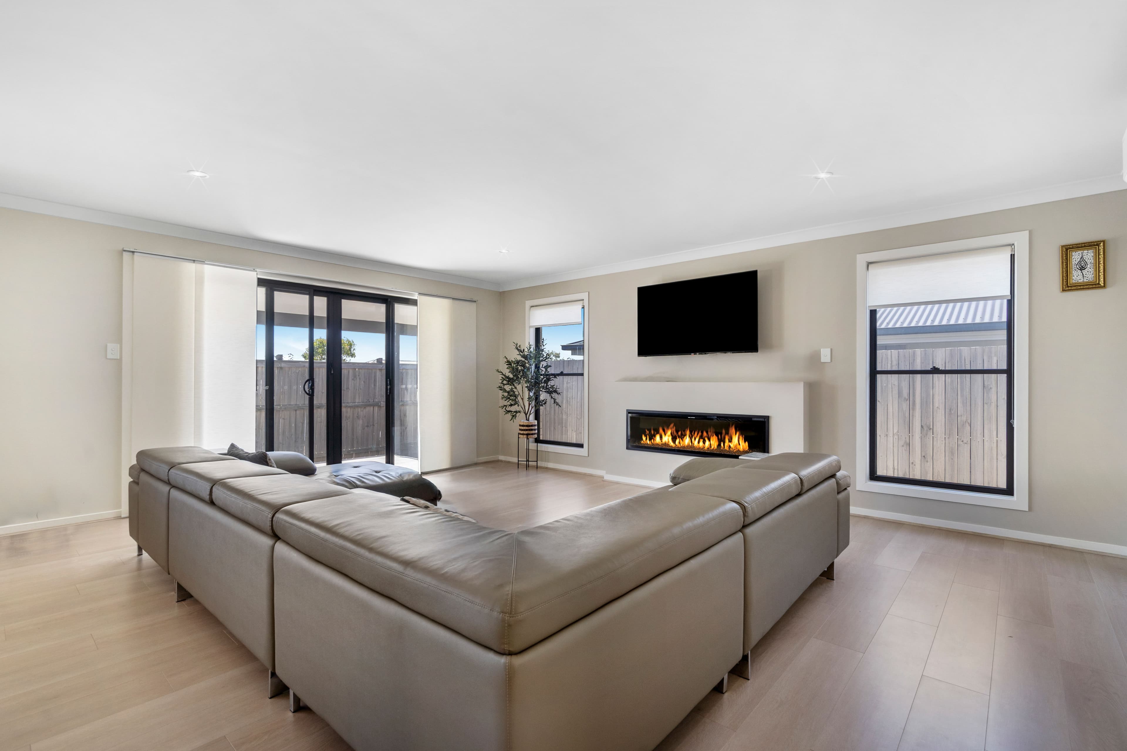 28 Neumann Drive , Yarrabilba QLD 4207, Yarrabilba - Thumbnail 6