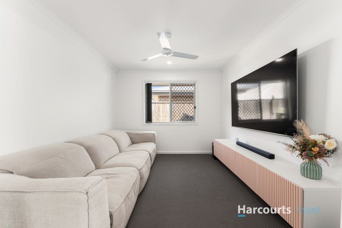 39 Hann Street, SOUTH MACLEAN, QLD 4280, South Maclean - Thumbnail 6