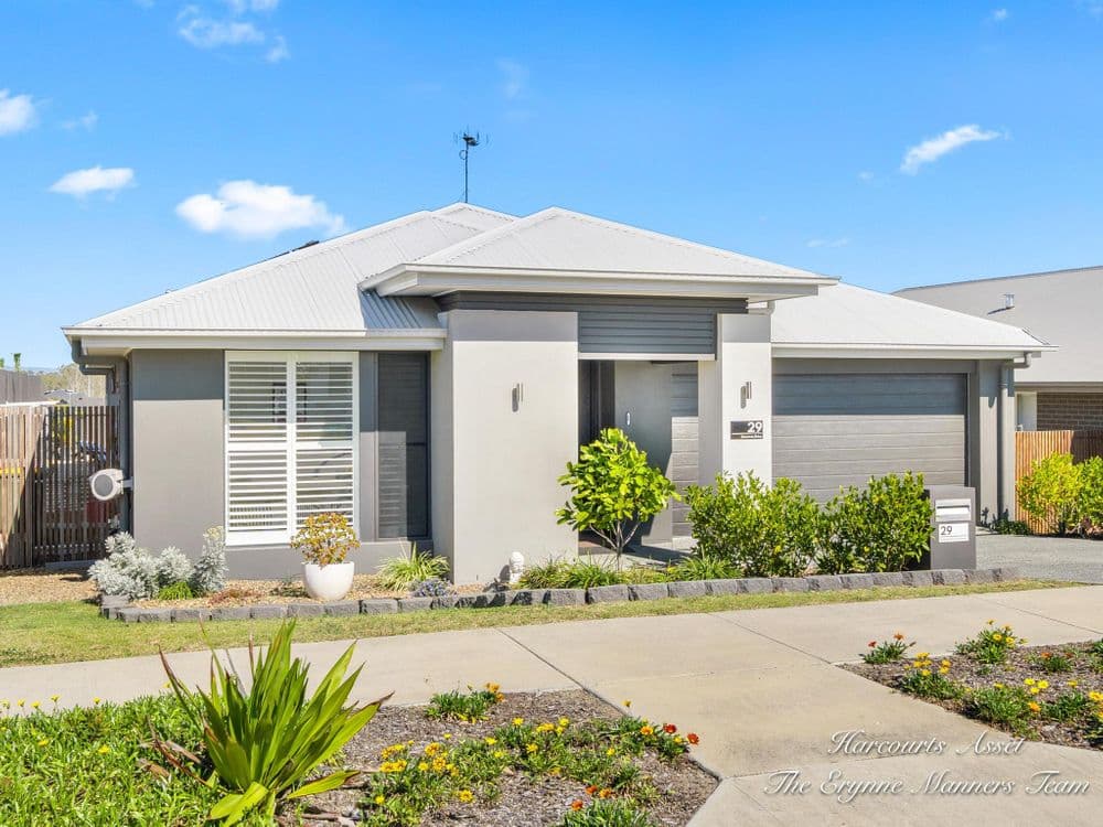 29 Guroman Drive, GREENBANK, QLD 4124, Greenbank - Thumbnail 2