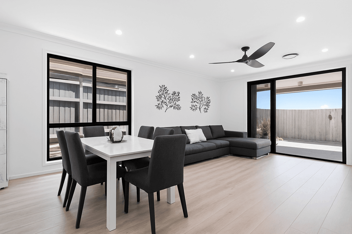 29 Guroman Drive, GREENBANK, QLD 4124, Greenbank - Thumbnail 4