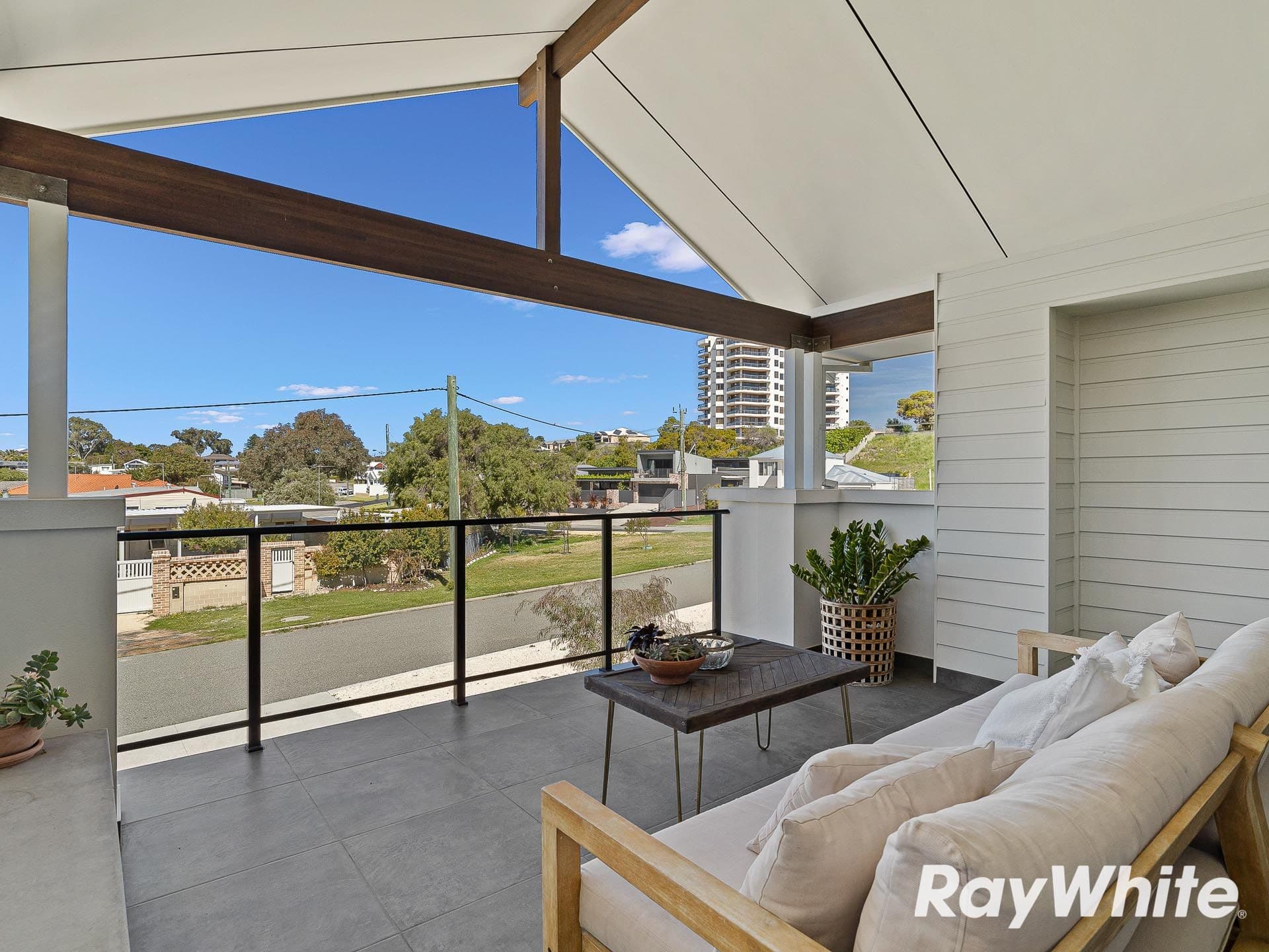 26 Sharland Street , Halls Head WA 6210, Halls Head - Thumbnail 5