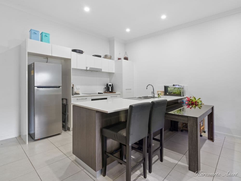19/15-25 Waldron Street, YARRABILBA, QLD 4207, Yarrabilba - Thumbnail 4