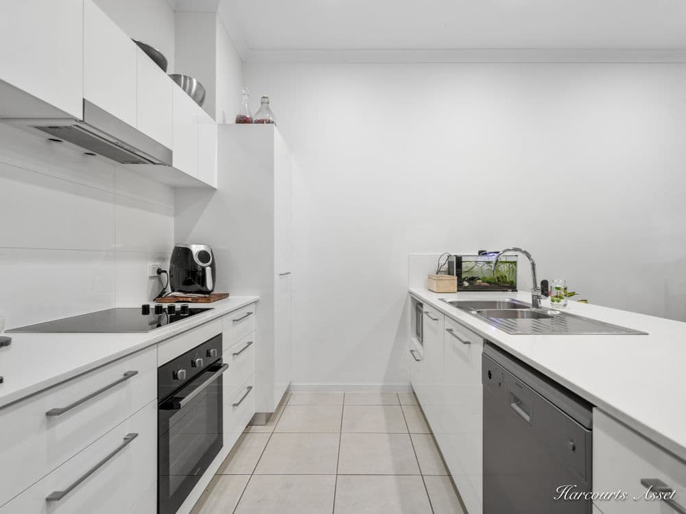19/15-25 Waldron Street, YARRABILBA, QLD 4207, Yarrabilba - Thumbnail 5