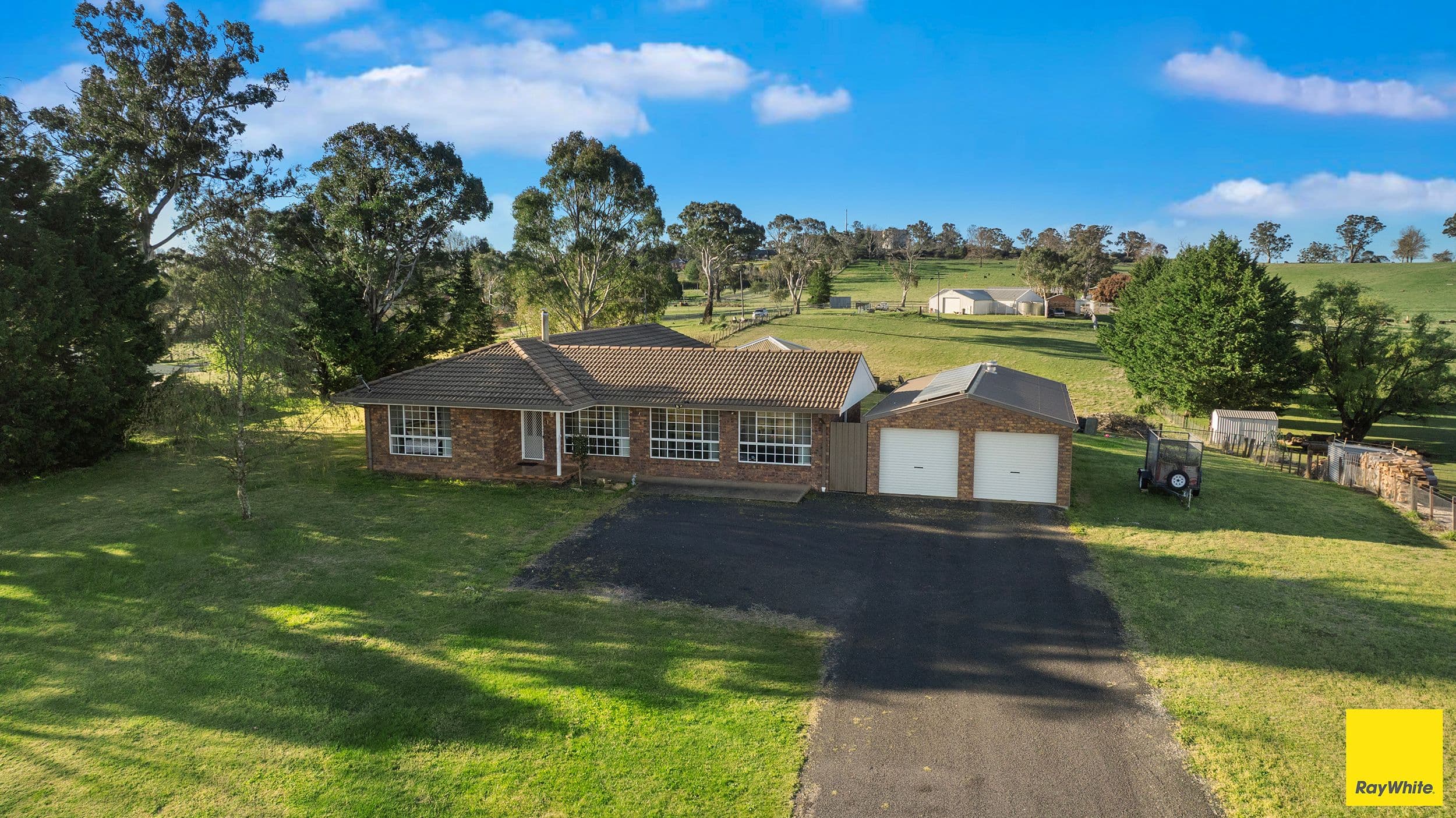 11 Elm Street , Guyra NSW 2365, Guyra - Image 1