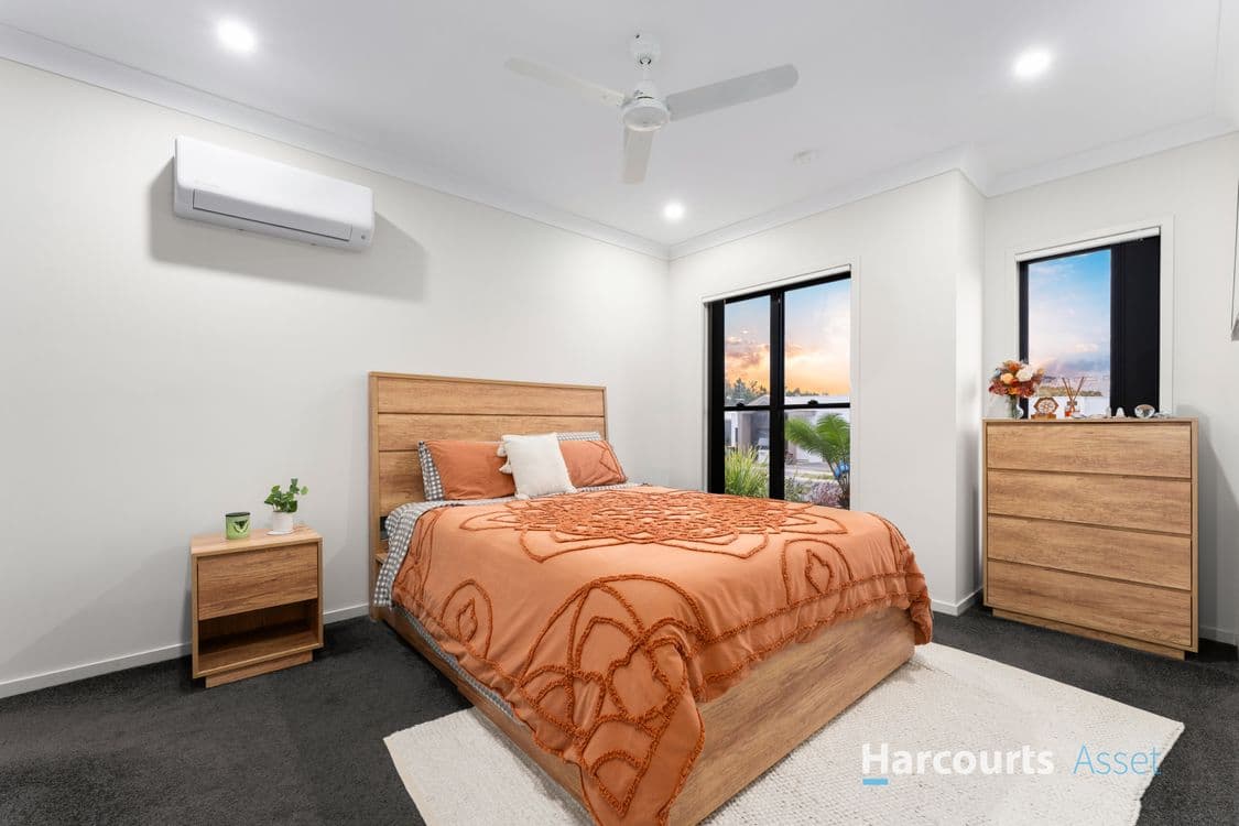 11 Bradbury Street, GREENBANK, QLD 4124, Greenbank - Thumbnail 6