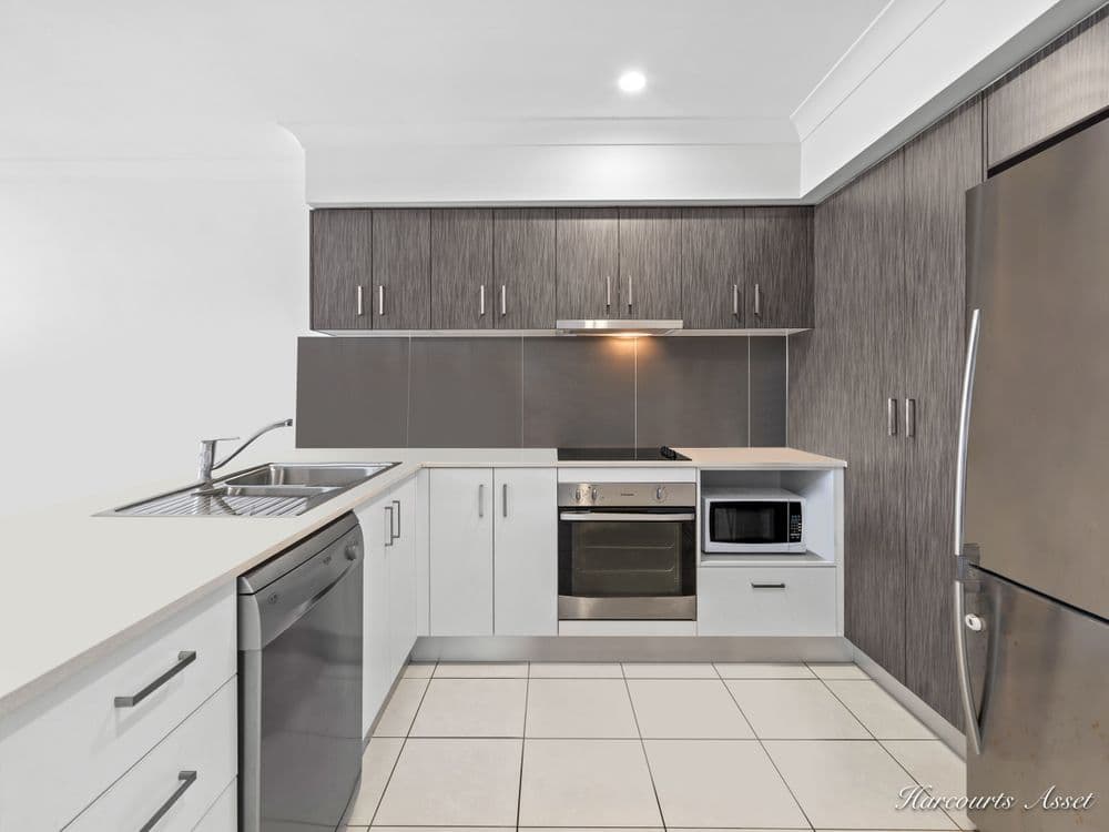 6 Dew Street, YARRABILBA, QLD 4207, Yarrabilba - Thumbnail 5