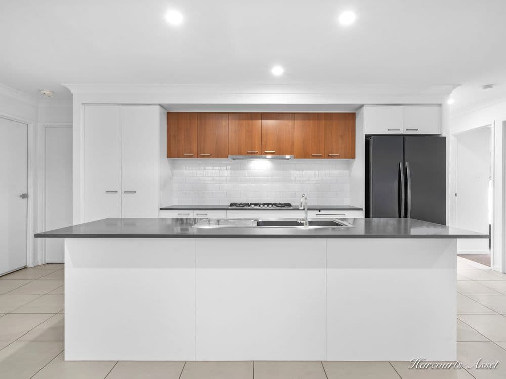 65 Sunbird Drive, REDBANK PLAINS, QLD 4301, Redbank Plains - Thumbnail 3