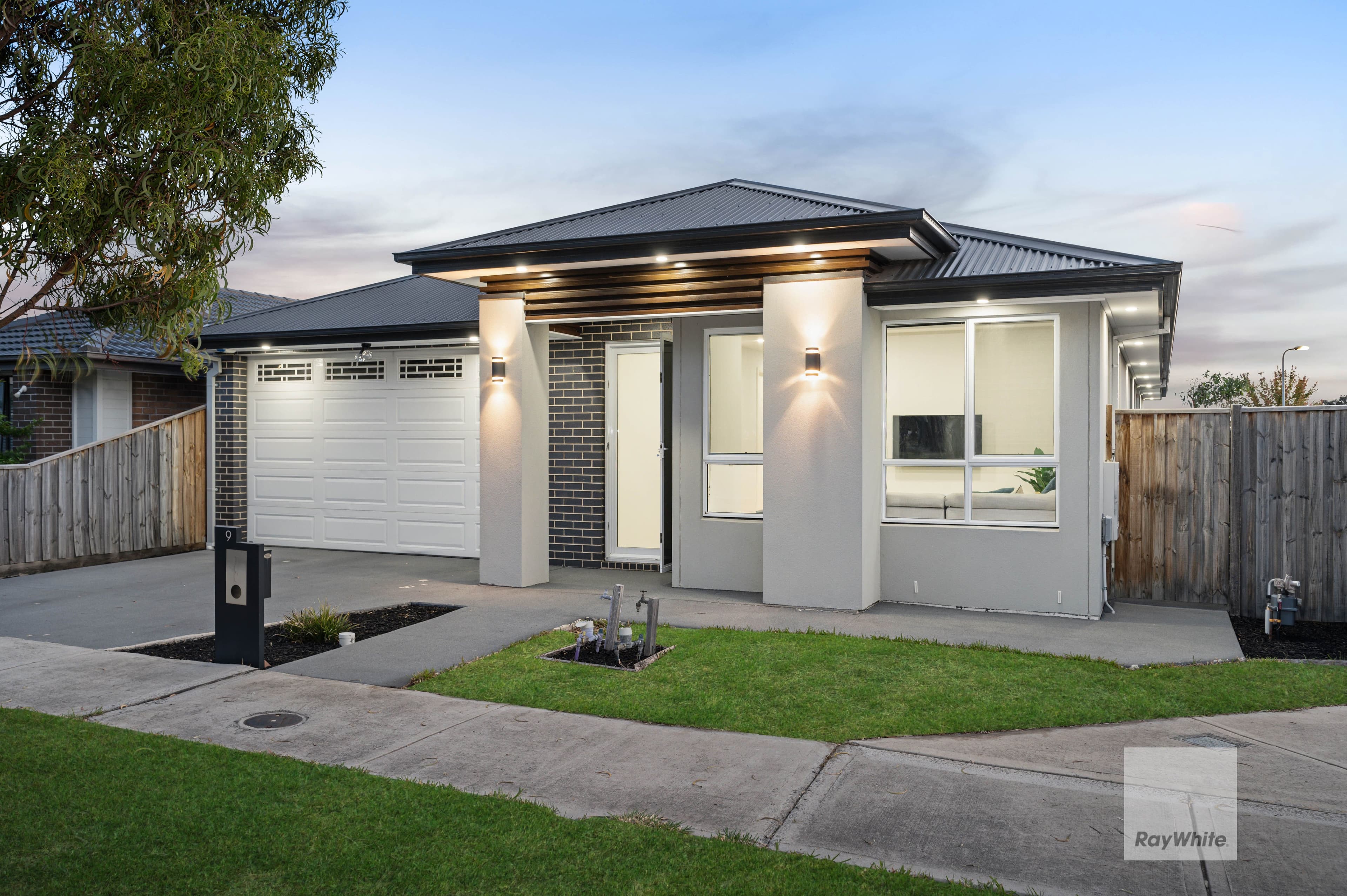 9 Henna Avenue , Greenvale VIC 3059, Greenvale - Thumbnail 2