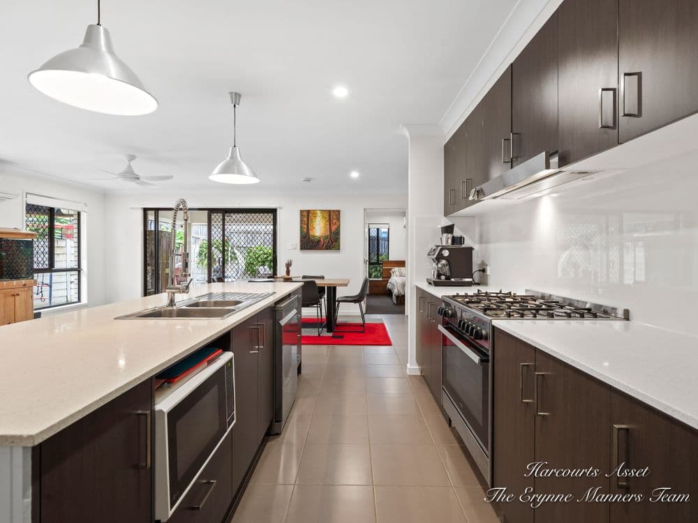 72 Sir Charles Holm Drive, ORMEAU HILLS, QLD 4208, Ormeau Hills - Thumbnail 2
