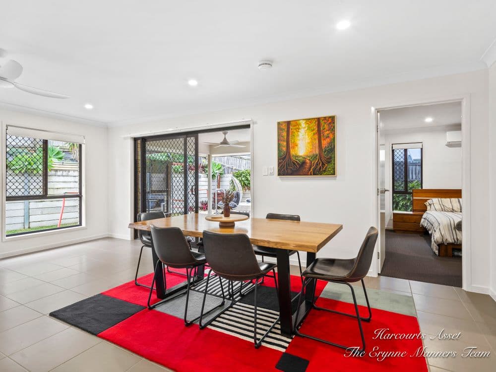 72 Sir Charles Holm Drive, ORMEAU HILLS, QLD 4208, Ormeau Hills - Thumbnail 5