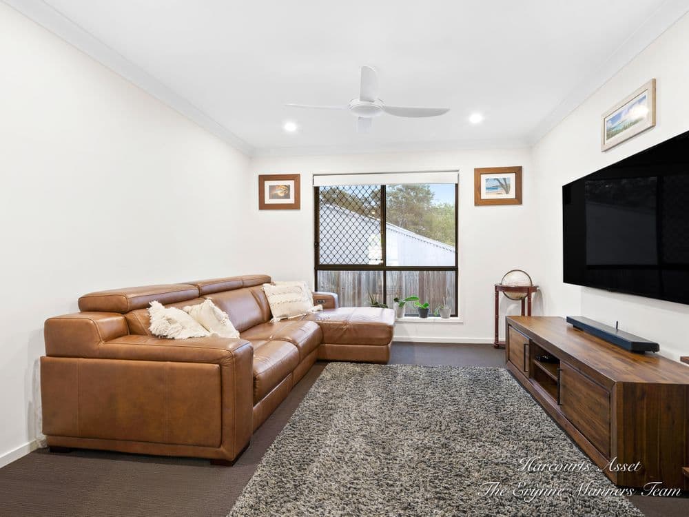 72 Sir Charles Holm Drive, ORMEAU HILLS, QLD 4208, Ormeau Hills - Thumbnail 6