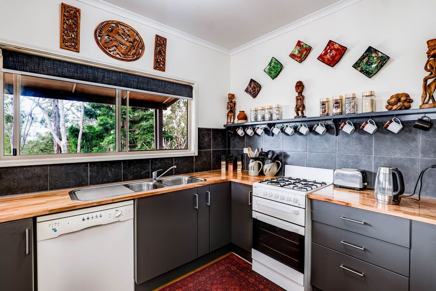 183 Pine Crescent , Esk QLD 4312, Esk - Thumbnail 4
