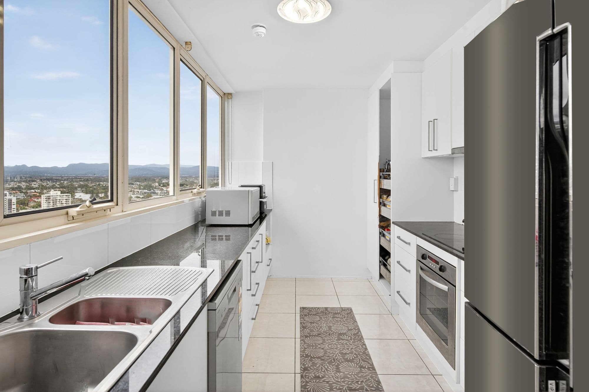 2 Riverview Parade , Surfers Paradise QLD 4217, Surfers Paradise - Thumbnail 7
