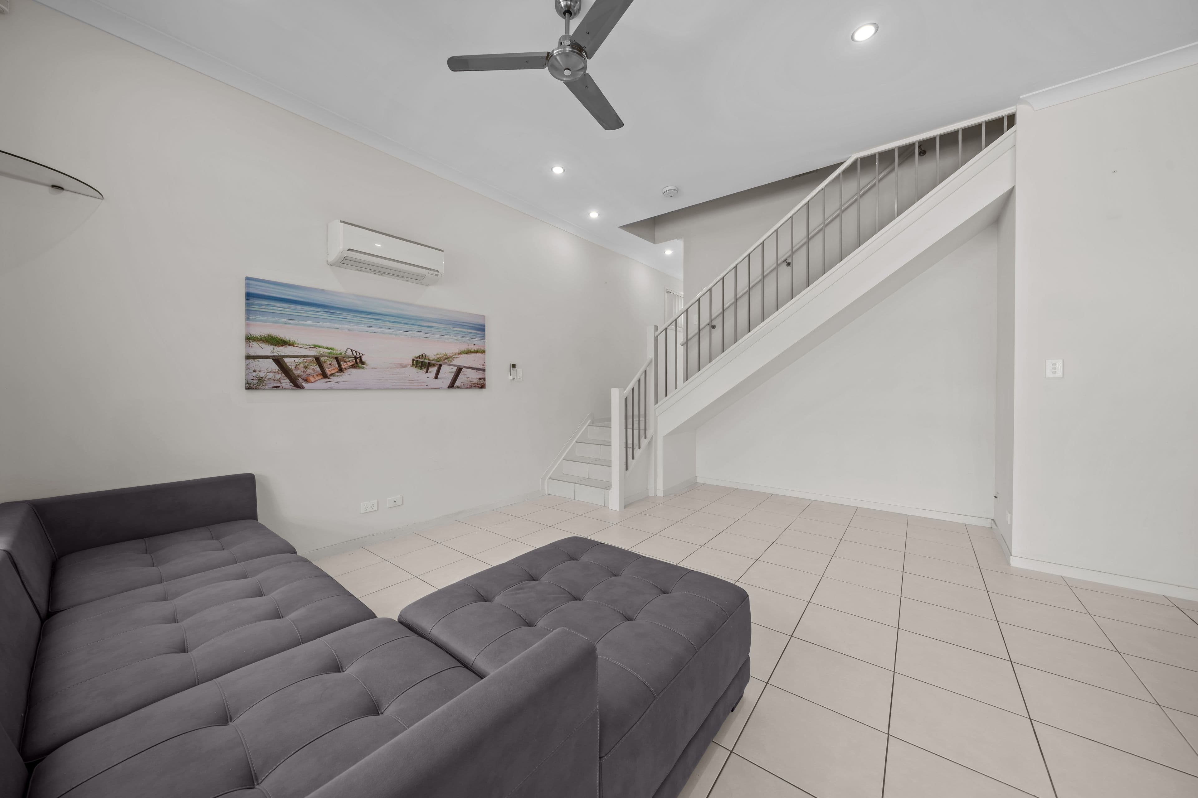 2 Niccy Road , Coomera QLD 4209, Coomera - Thumbnail 3