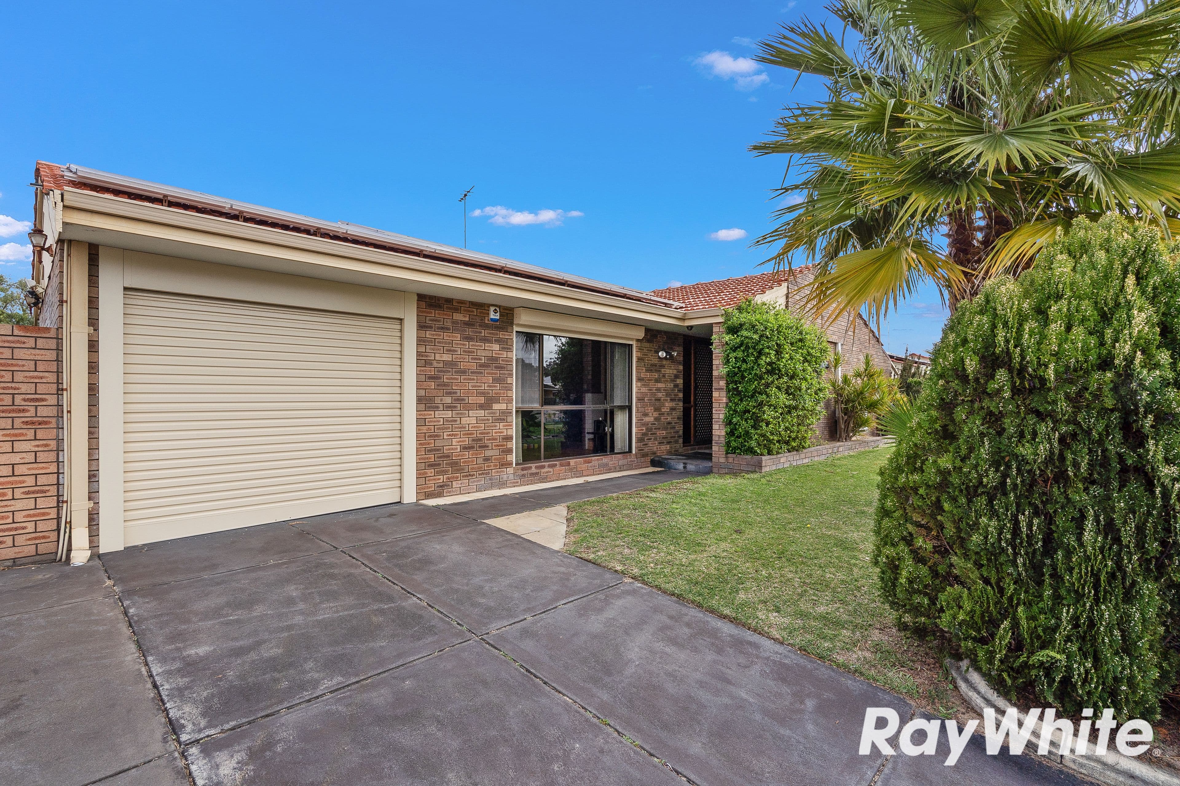 28 Denham Street , Dudley Park WA 6210, Dudley Park - Image 1