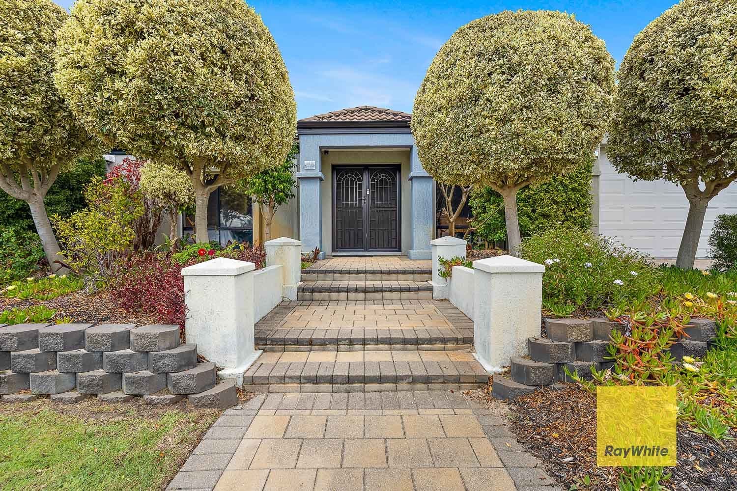 2 Spruce Place , Thornlie WA 6108, Thornlie - Image 1