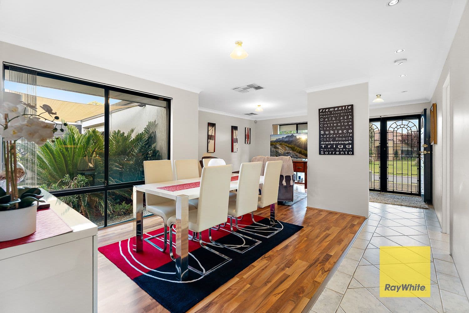 2 Spruce Place , Thornlie WA 6108, Thornlie - Thumbnail 2