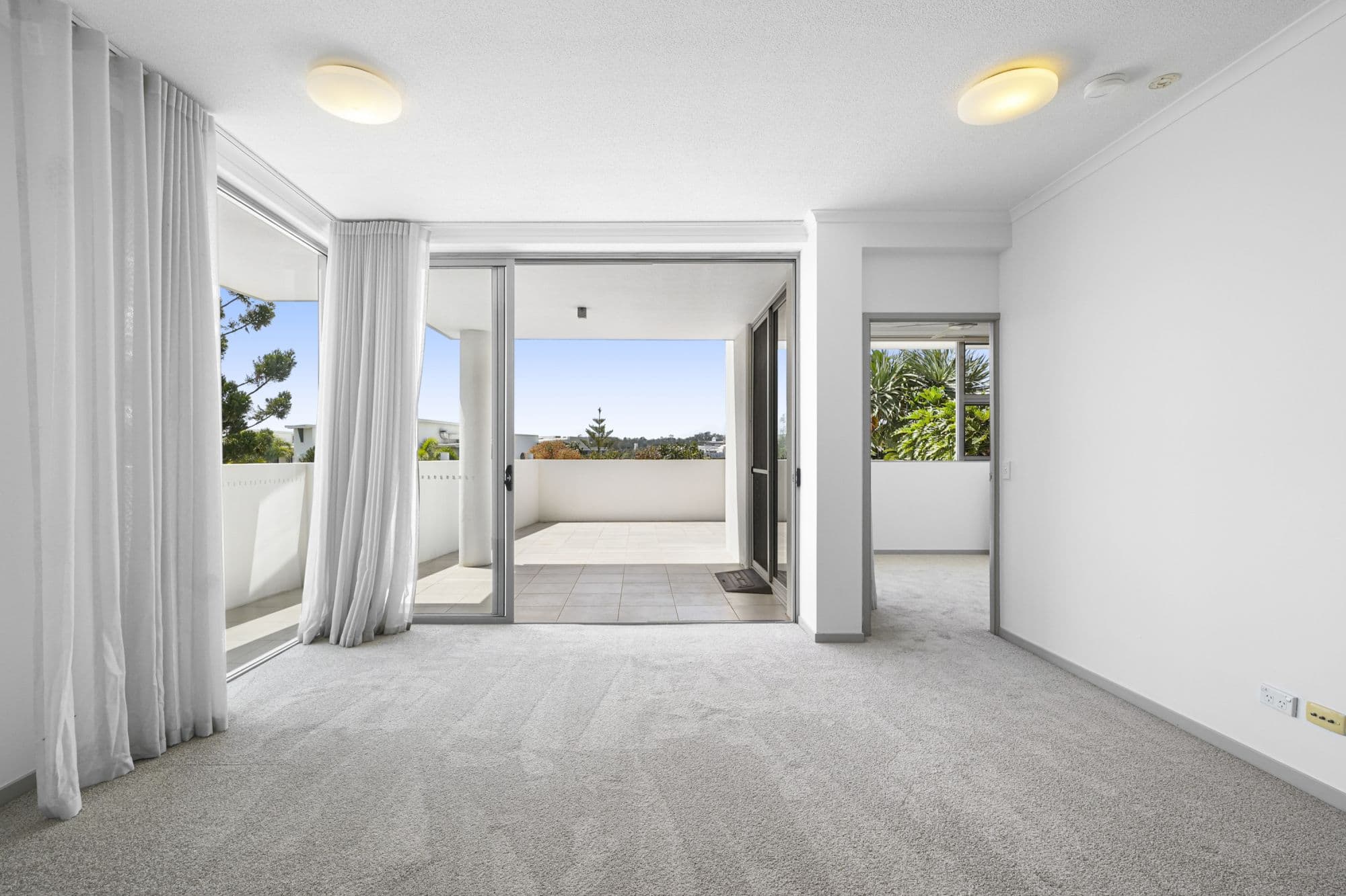 133 Laver Drive , Robina QLD 4226, Robina - Thumbnail 2