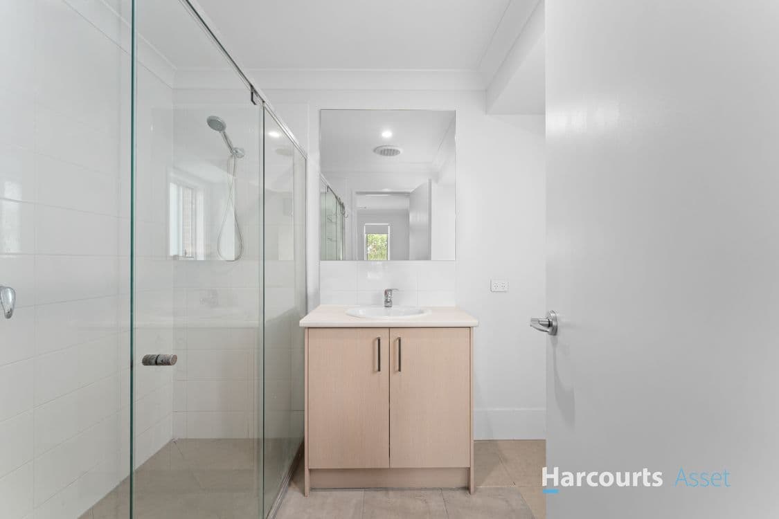 11 Janet Street, WALLOON, QLD 4306, Walloon - Thumbnail 3