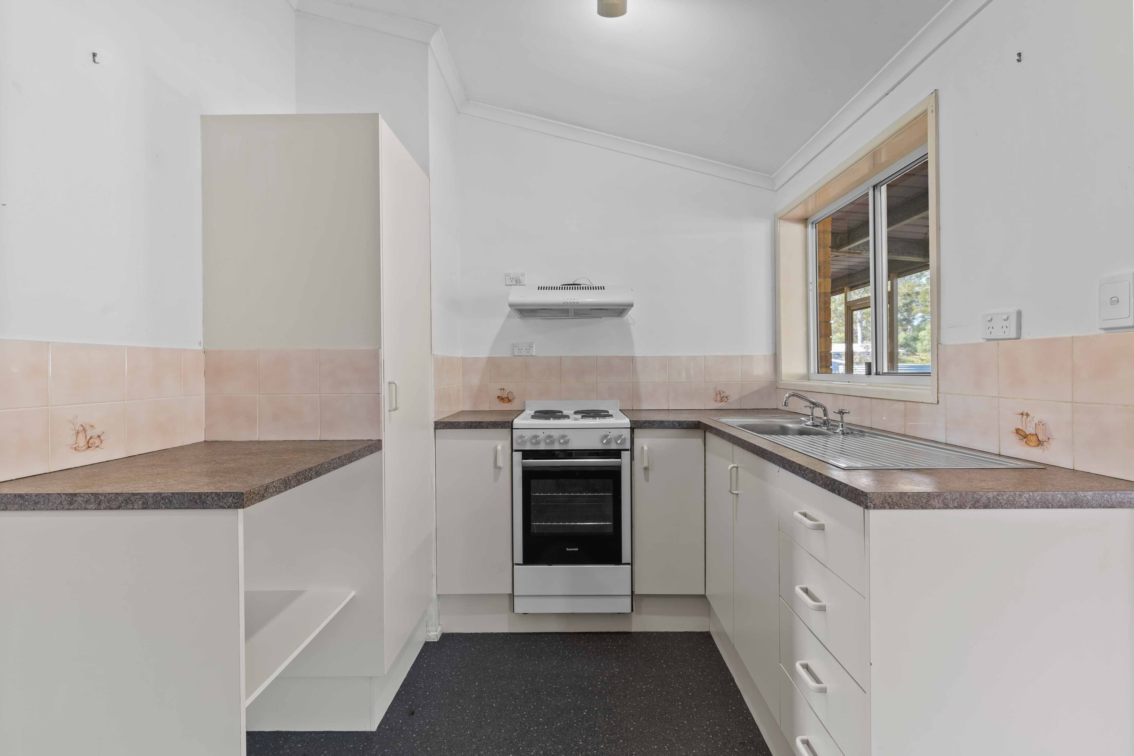 42 Brugh Street , Aldershot QLD 4650, Aldershot - Thumbnail 2