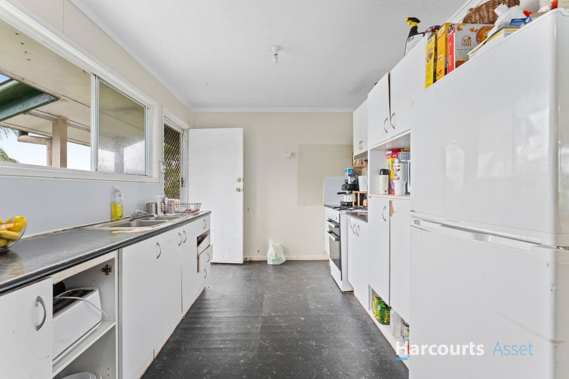 112 Smith Road, WOODRIDGE, QLD 4114, Woodridge - Thumbnail 4