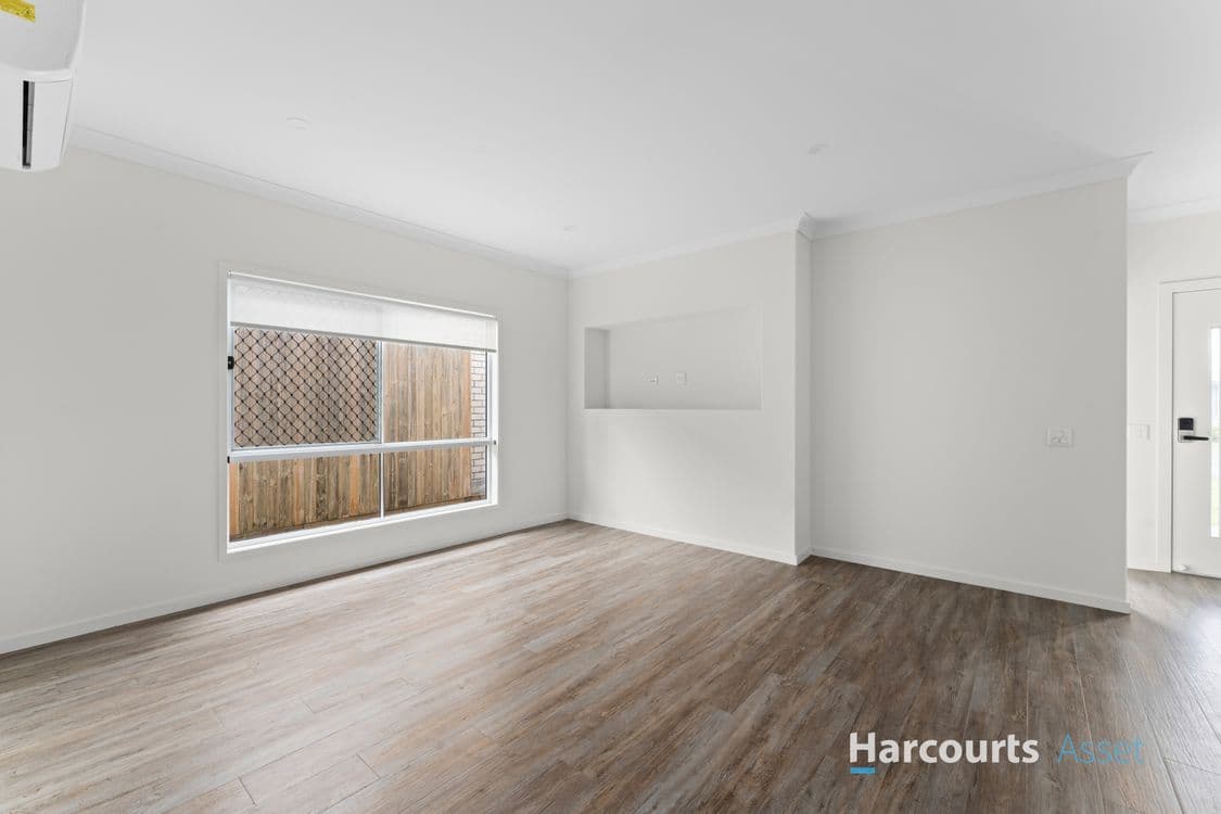 57 Dominique Way, FLINDERS VIEW, QLD 4305, Flinders View - Thumbnail 5