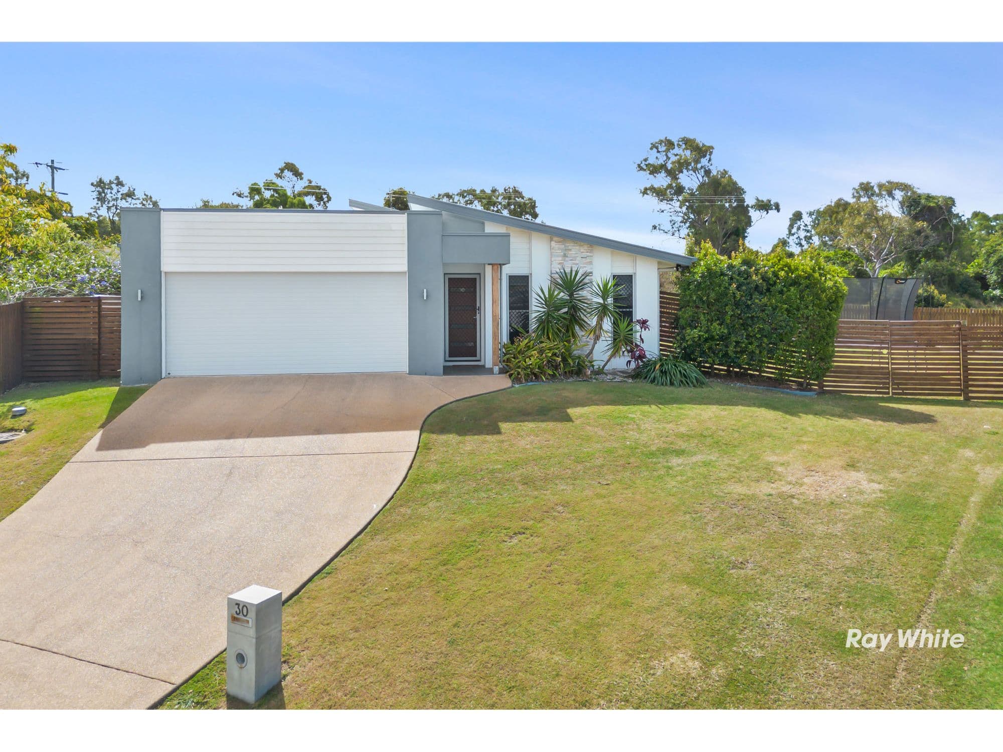 30 Gordon Avenue , Pacific Heights QLD 4703, Pacific Heights - Thumbnail 2