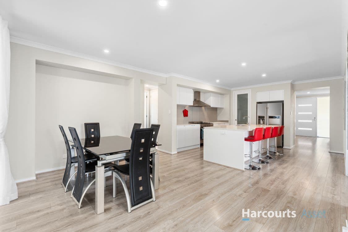 64 Kessels Boulevard, GREENBANK, QLD 4124, Greenbank - Thumbnail 4