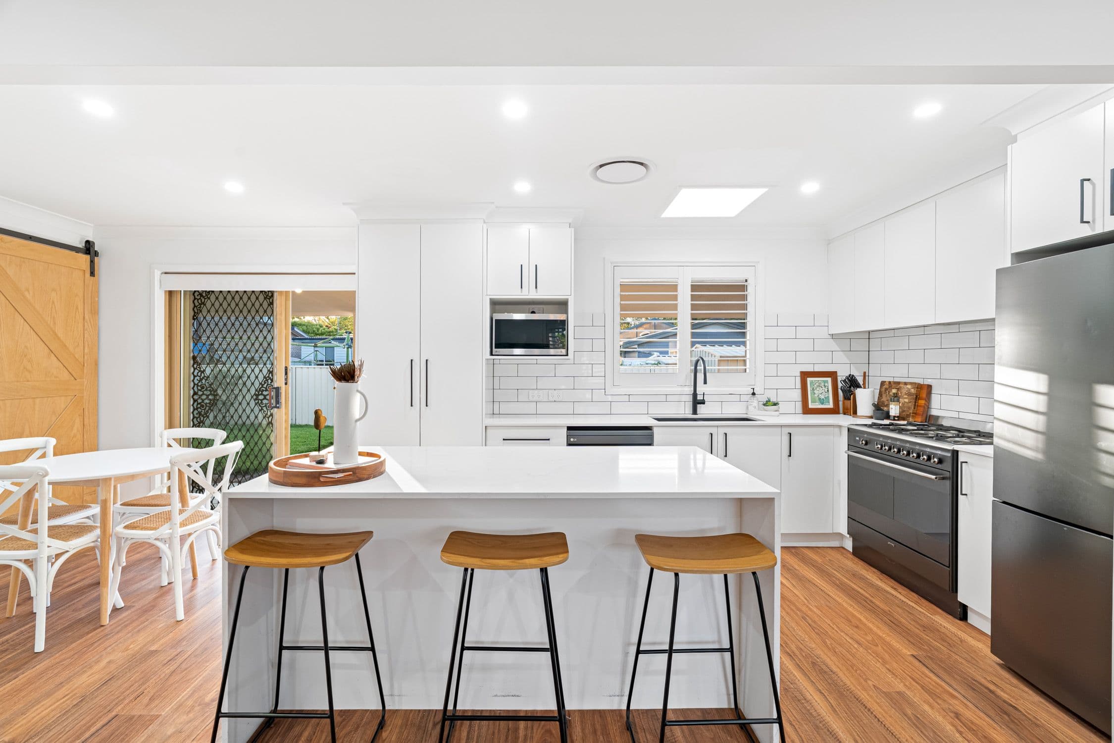 6 Aston Wilde Avenue, Chittaway Bay - Thumbnail 4