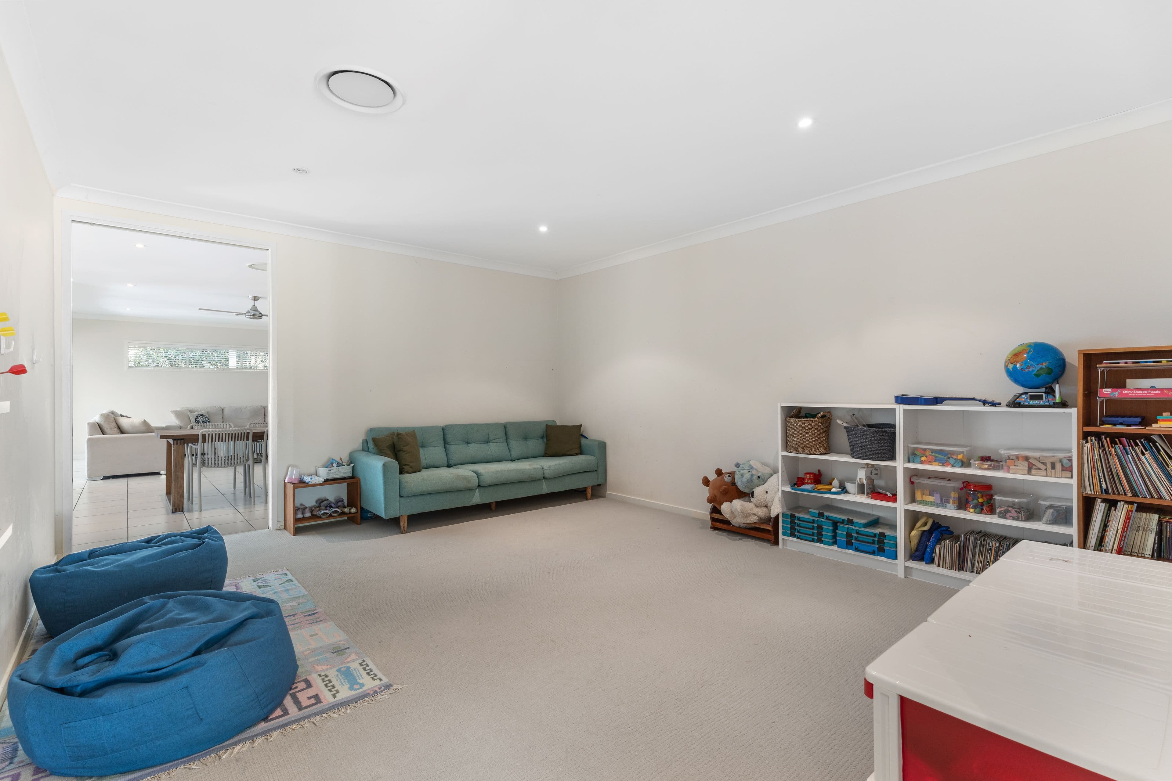 6 Lowe Court , Maudsland QLD 4210, Maudsland - Thumbnail 8