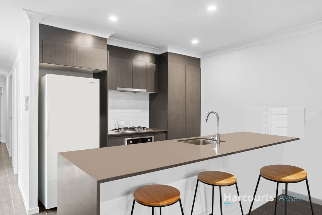 33 Homevale Drive, SOUTH RIPLEY, QLD 4306, South Ripley - Thumbnail 2