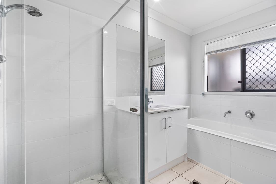 51 Willow Circuit, YARRABILBA, QLD 4207, Yarrabilba - Thumbnail 3