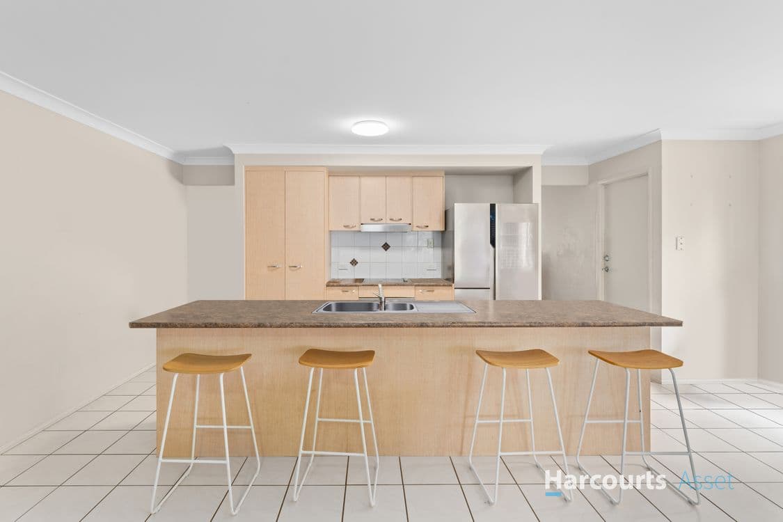 11 Willow Place, HEATHWOOD, QLD 4110, Heathwood - Thumbnail 4