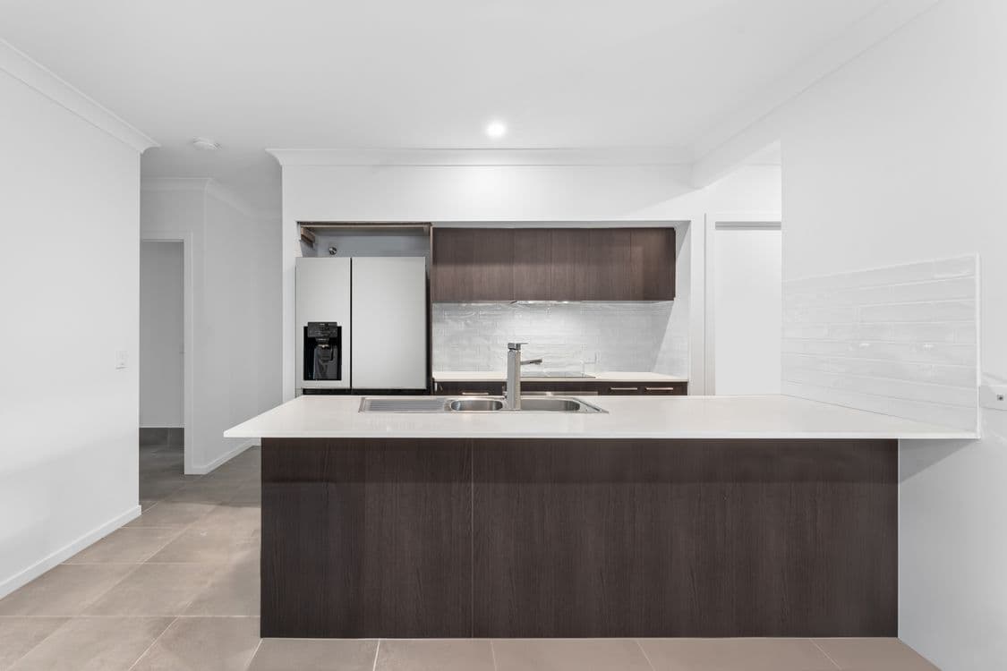 42 Classical Circuit, RIPLEY, QLD 4306, Ripley - Thumbnail 4