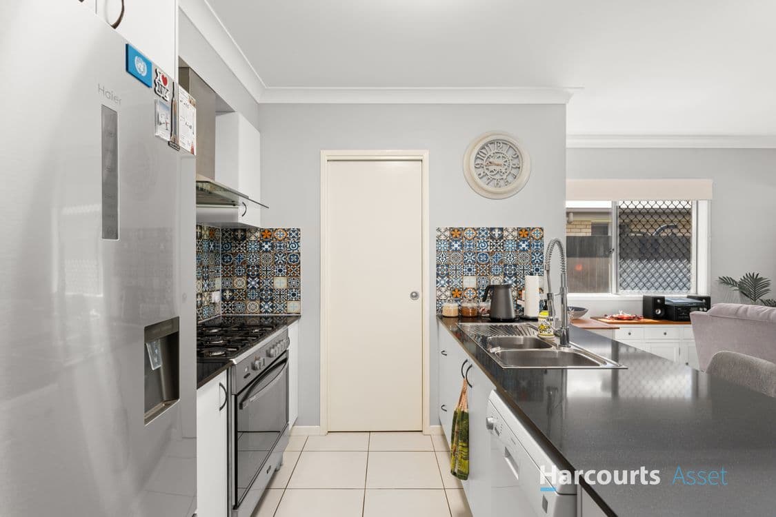 20 Stoneleigh Reserve Boulevard, LOGAN RESERVE, QLD 4133, Logan Reserve - Thumbnail 7