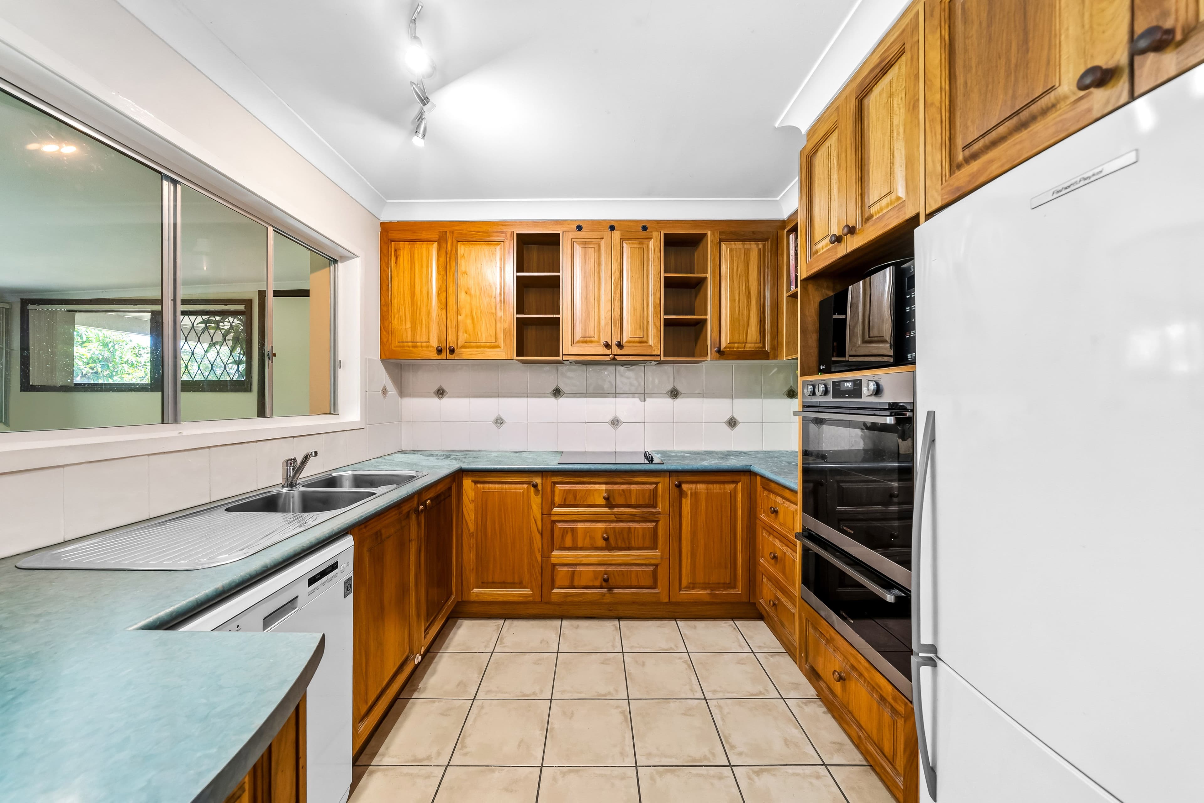 5 Narelle Crescent, Rochedale South - Thumbnail 6
