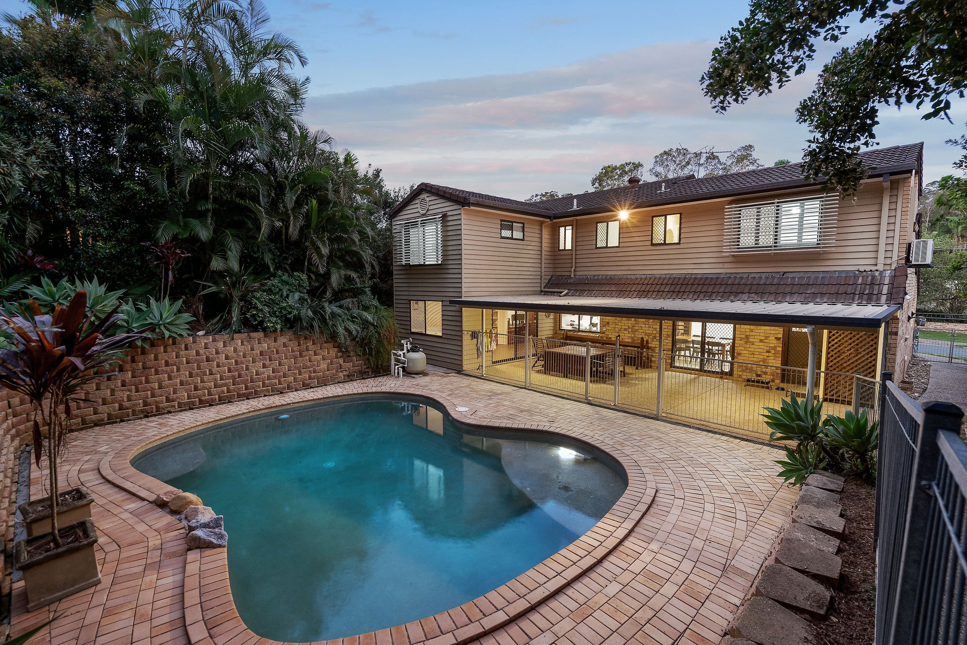 21 Bel Air Court , Ferny Hills QLD 4055, Ferny Hills - Image 1
