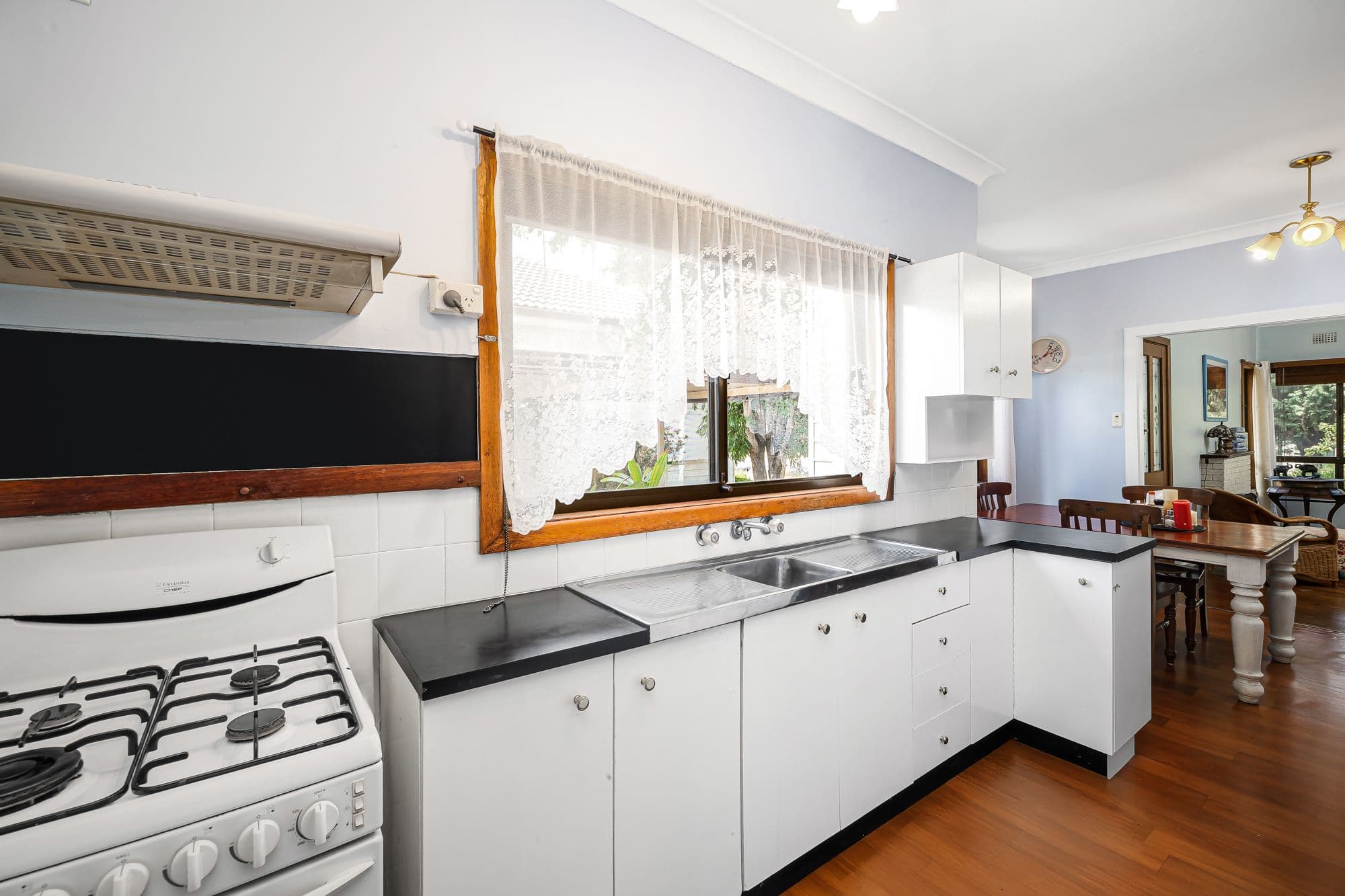 9 Thompson Avenue, St Marys - Thumbnail 7