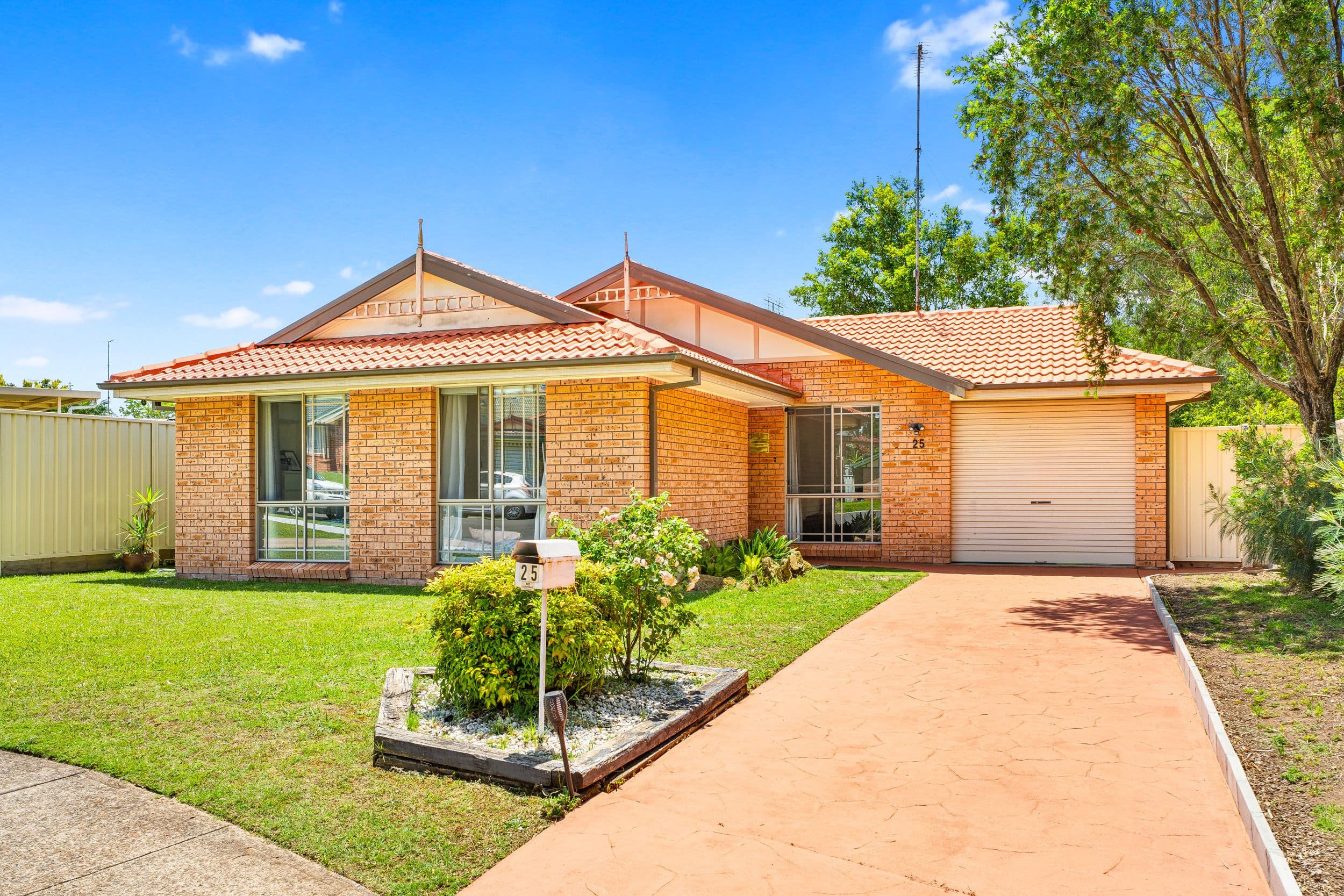 25 Floribunda Avenue , Glenmore Park NSW 2745, Glenmore Park - Image 1
