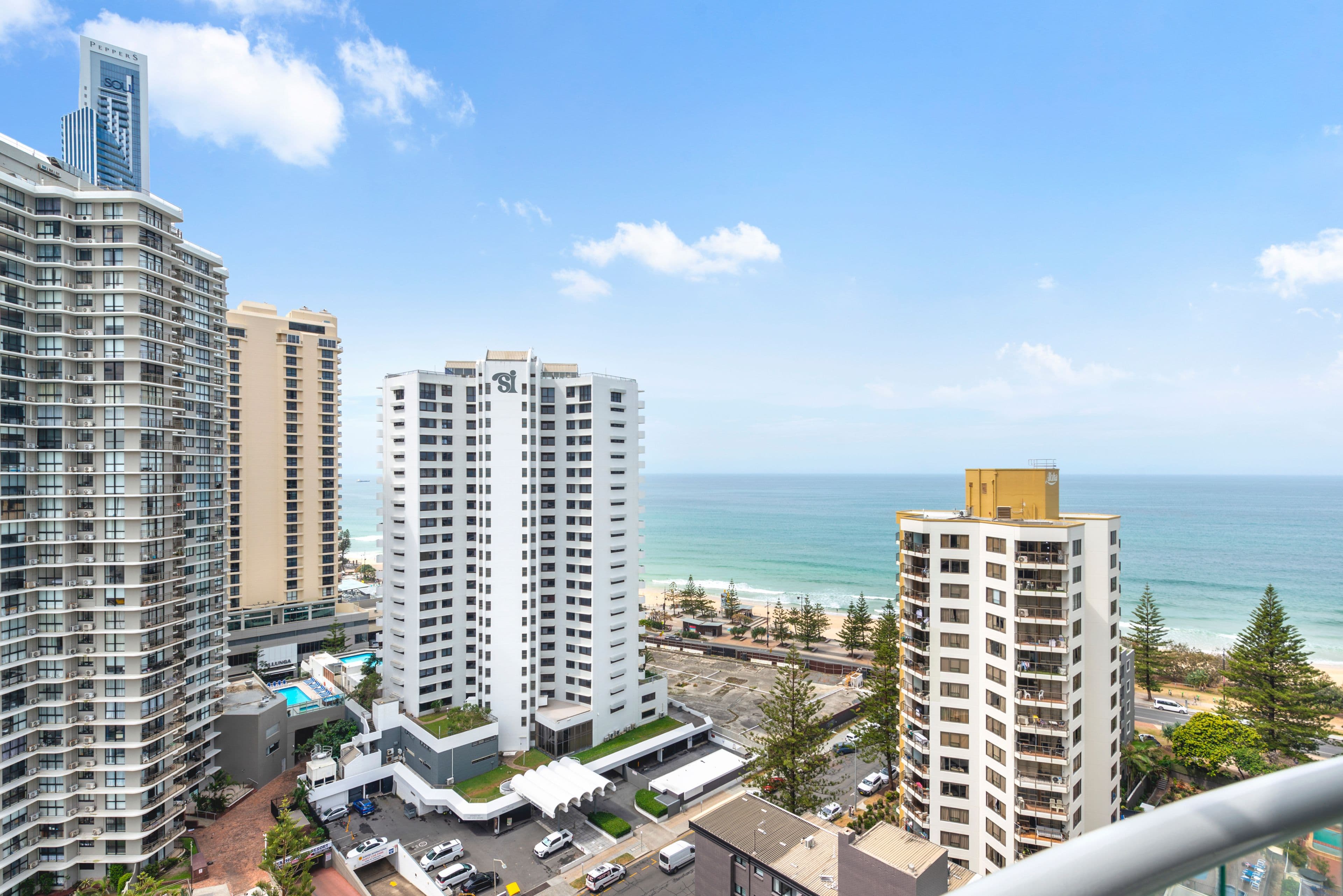 25 Laycock Street, Surfers Paradise - Thumbnail 4