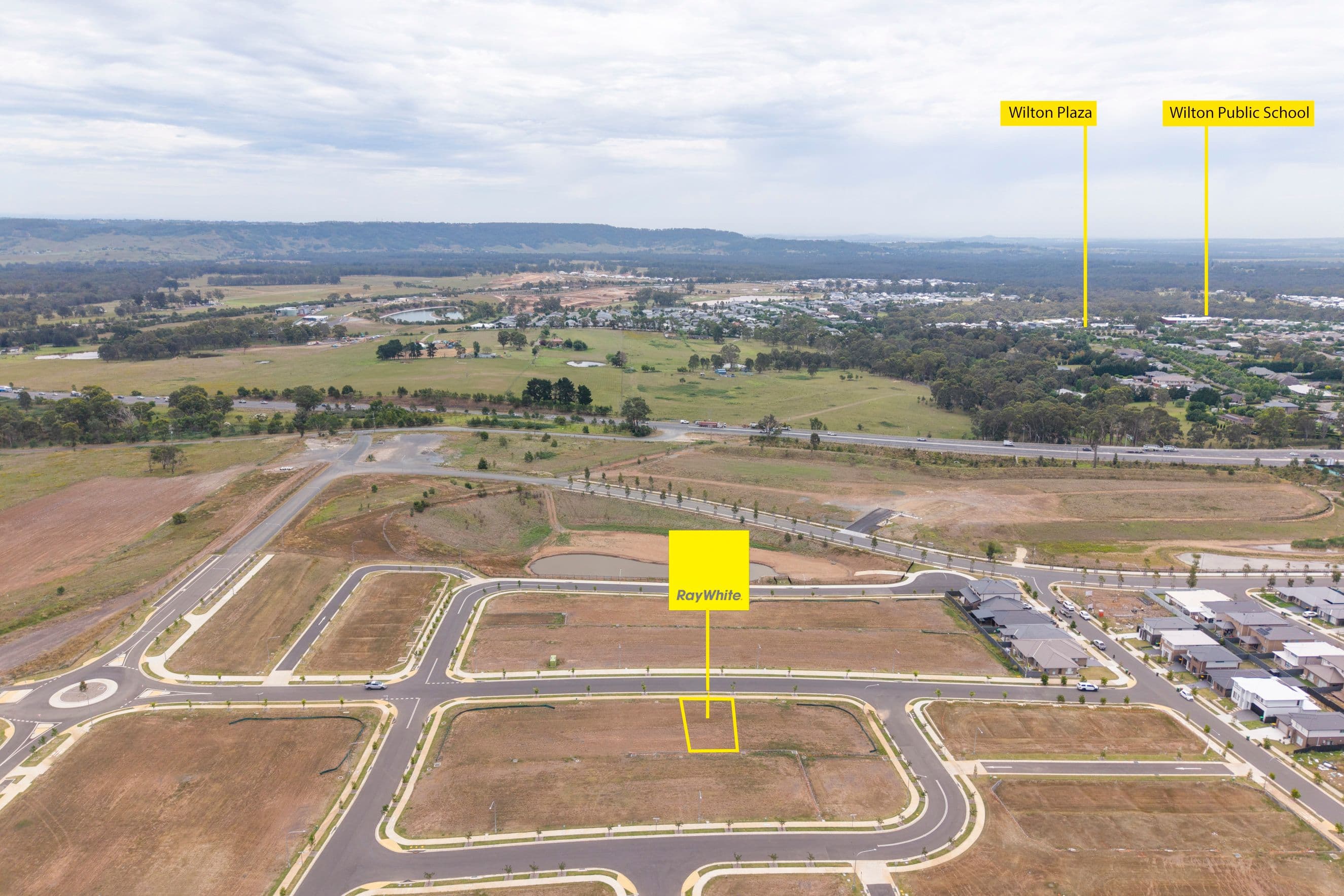 17 Hewitt Street, Wilton - Thumbnail 2