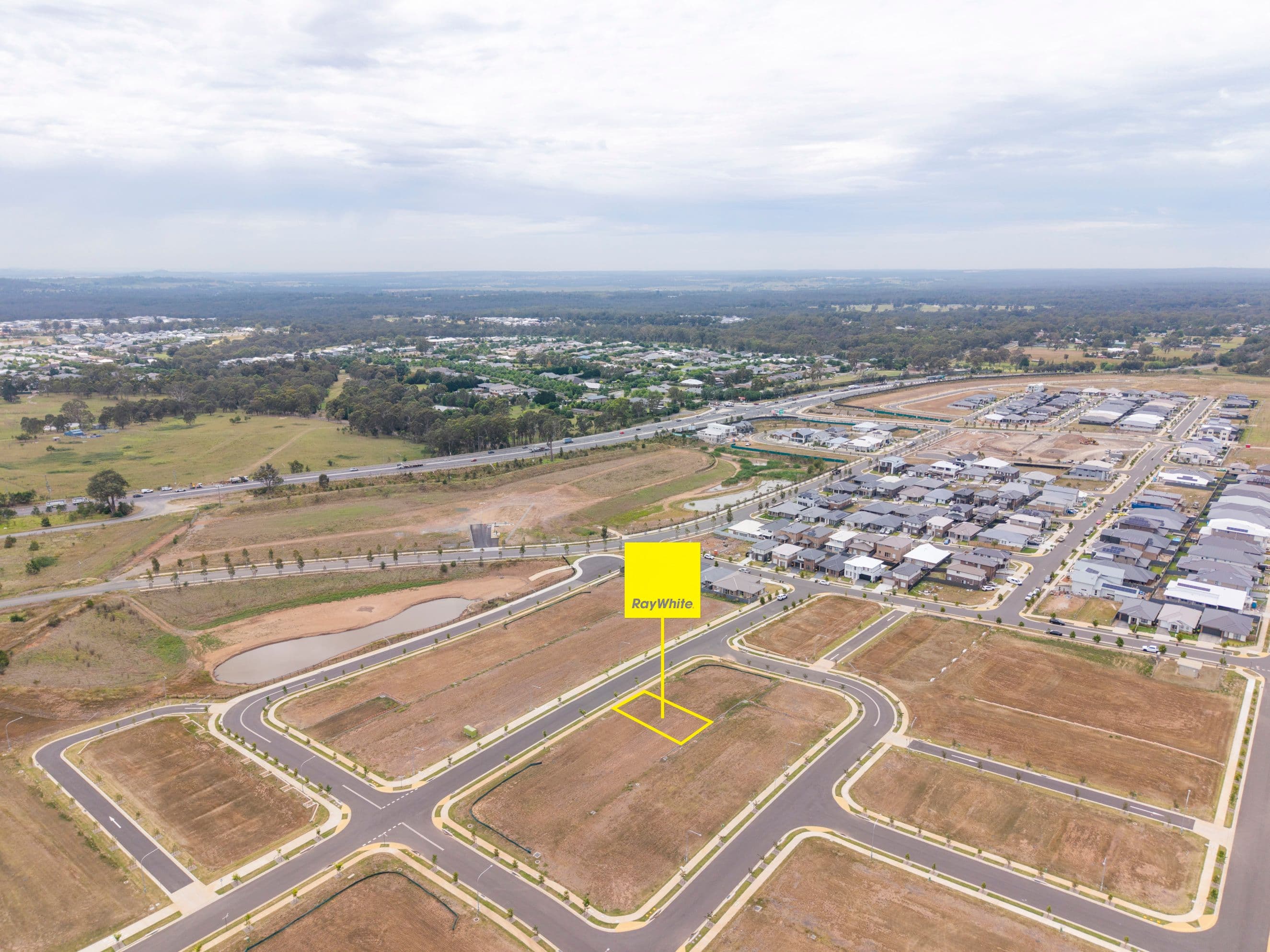 17 Hewitt Street, Wilton - Thumbnail 4