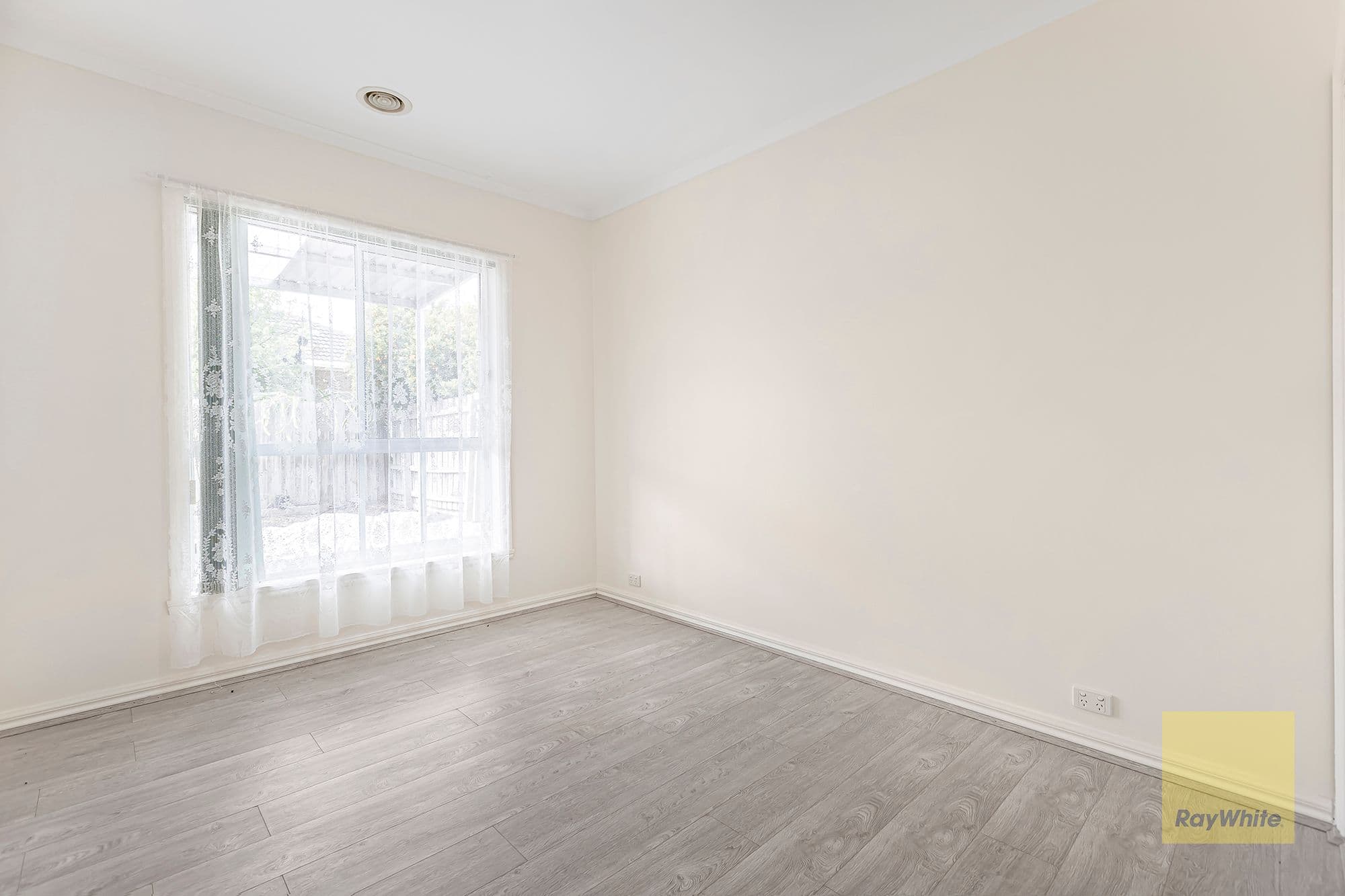 15 Rafter Drive, St Albans - Thumbnail 8
