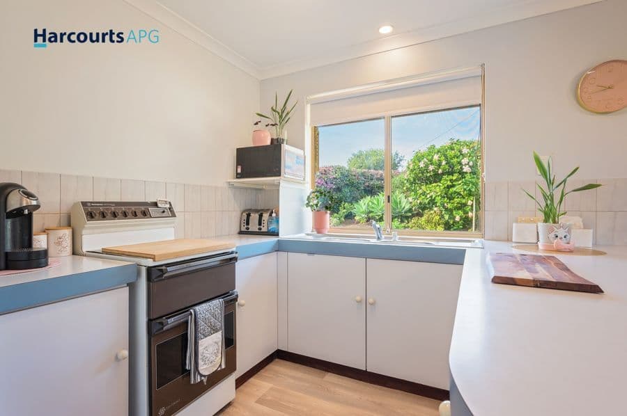 16B Leedshill Way, AUSTRALIND, WA 6233, Australind - Thumbnail 6